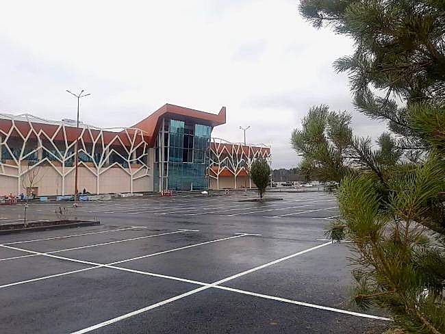 Завершены работы по озеленению крупнейшего торгового цетра Алматы